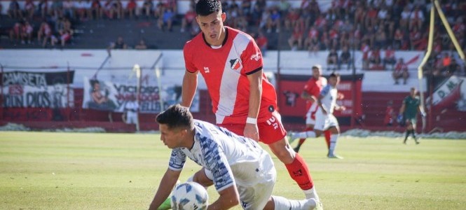 Deportivo Maipu, Cruzado, Primera Nacional, Tristan Suárez, Lechero