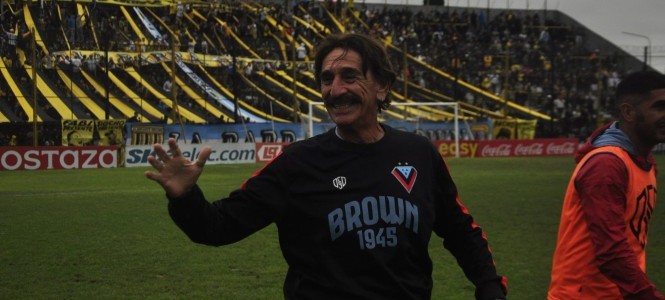 Brown De Adrogue, Primera Nacional, Tricolor, 