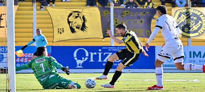Deportivo Madryn, Aurinegro, Puerto Madryn, Patronato, Patrón, Rojinegro, Paraná