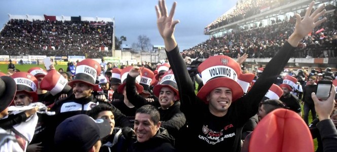 Chacarita, Primera Nacional.